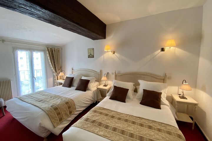 Room 20 of 33
