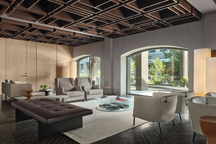 Guest Lobby
