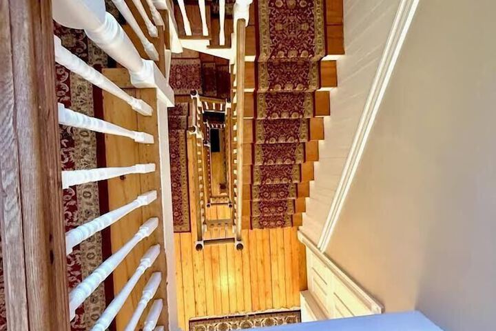 Ballroom/Hall 41 of 69