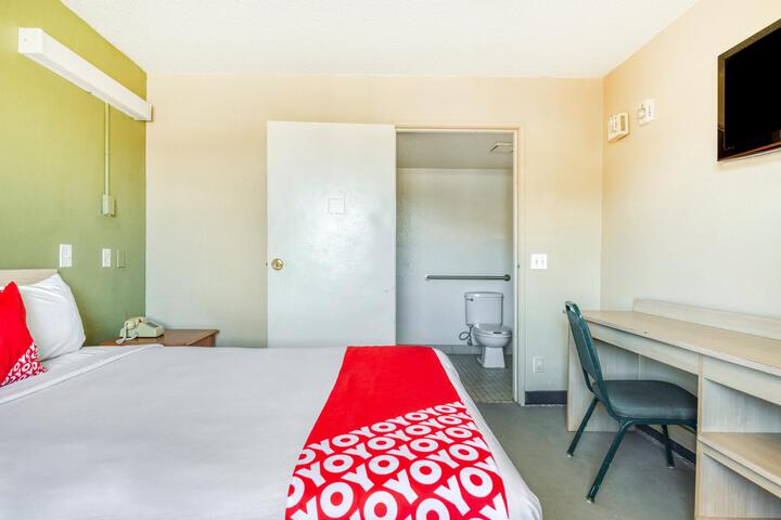 Room 43 of 46