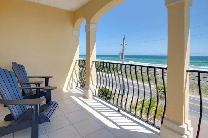 Terrace/Patio 8 of 19