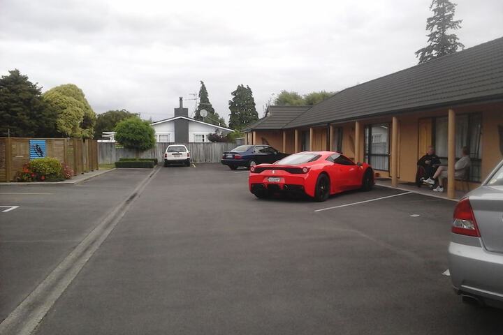 Property Grounds 37 of 42