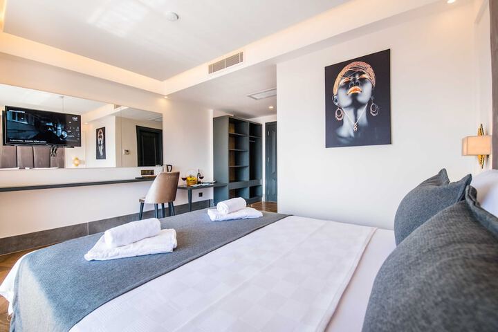 Room 26 of 59