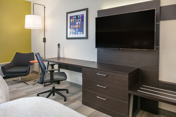 Room 19 of 74
