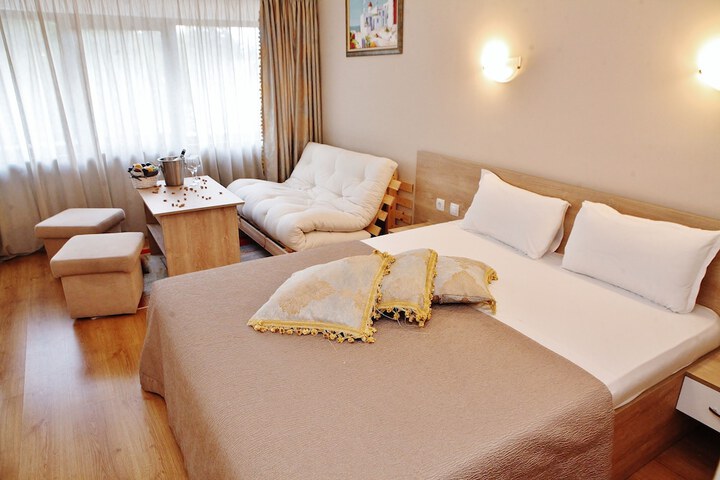 Room 36 of 82