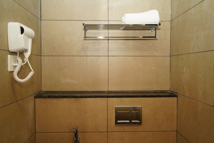 Room 31 of 42