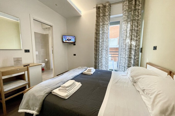 Room 10 of 54