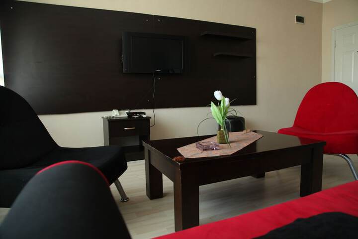 Room 14 of 30