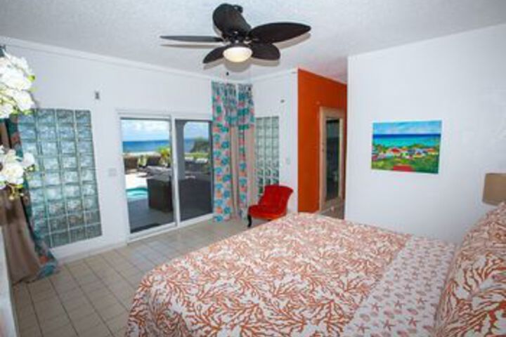 Room 9 of 22