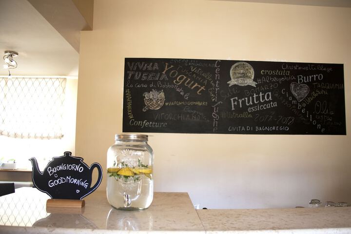 Breakfast area