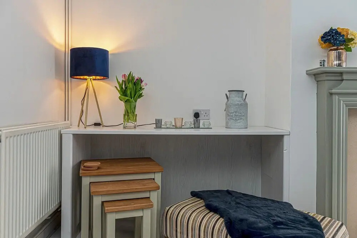 Room 2 of 15