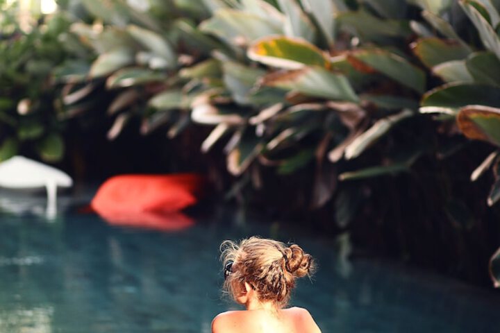 Hotel with Pool