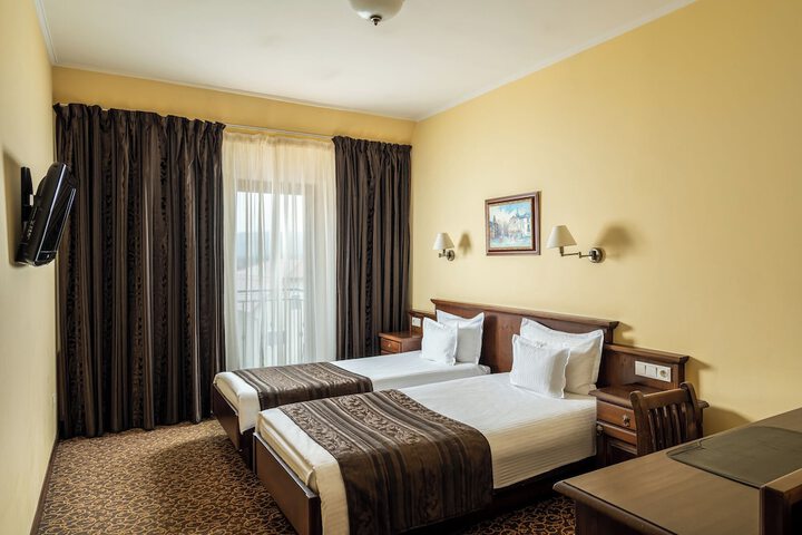 Room 29 of 74