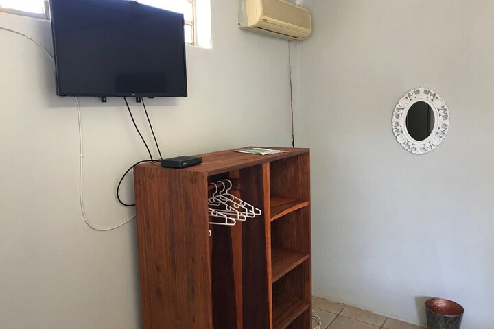 Room 3 of 31