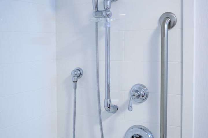 Bathroom shower