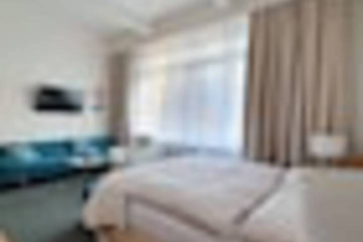 Room 56 of 324