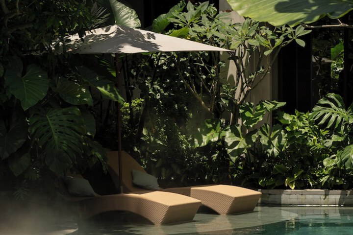 Pool 86 of 197