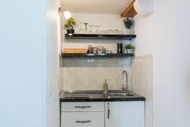Private kitchenette