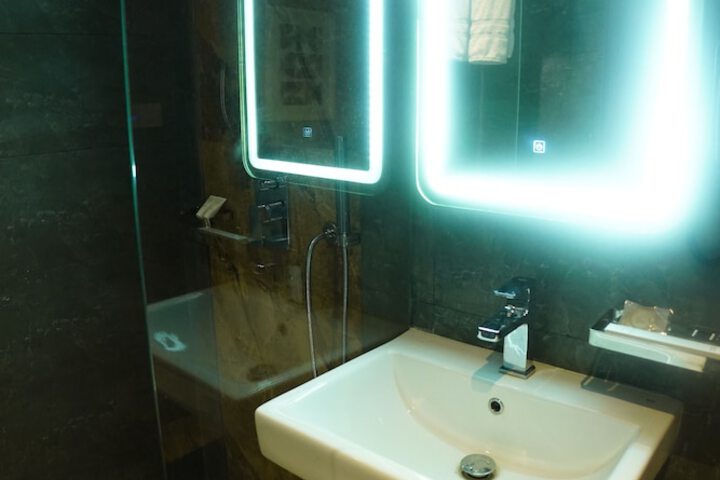 Room 54 of 89