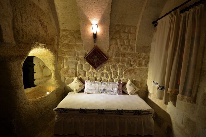 Room 18 of 53