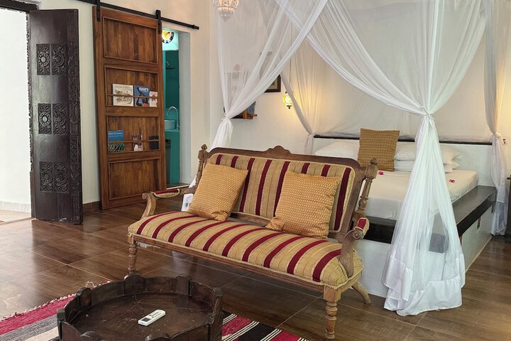 Room 18 of 54