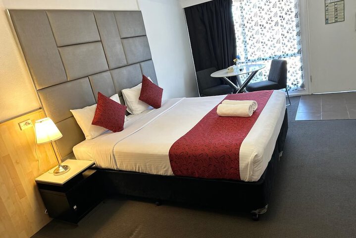 Room 37 of 53