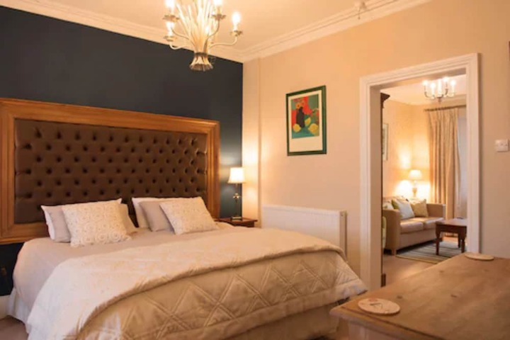 Room 3 of 39