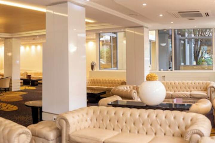 Lounge 59 of 72