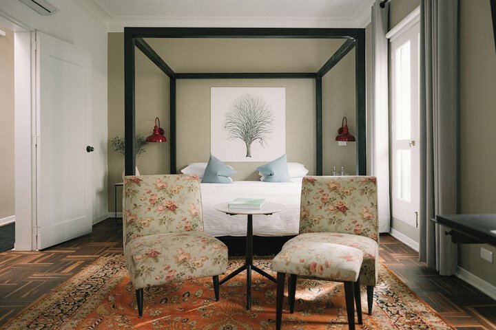 Room 17 of 75