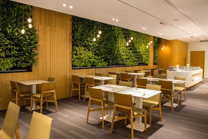 Dining Photos