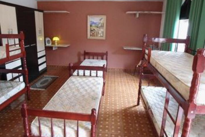 Room 12 of 20