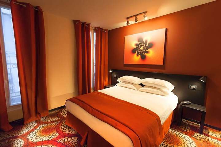 Room 2 of 56