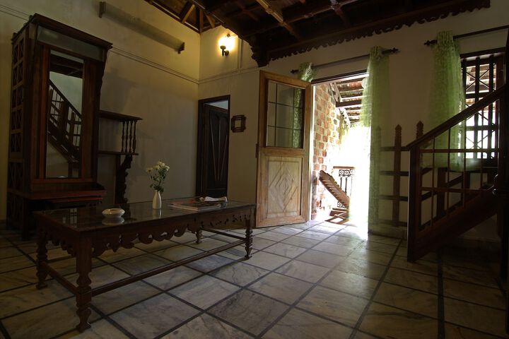 Room 11 of 35