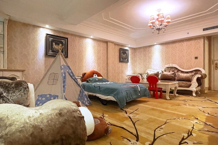 Room 20 of 71