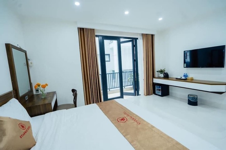 Room 9 of 41