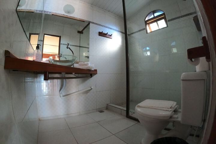Room 27 of 35