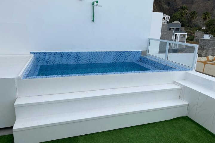 Terrace/Patio 4 of 10