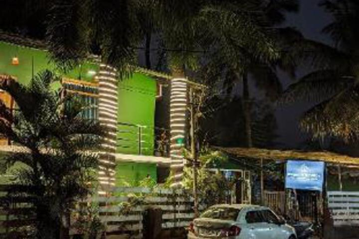 Hotel 4 of 42
