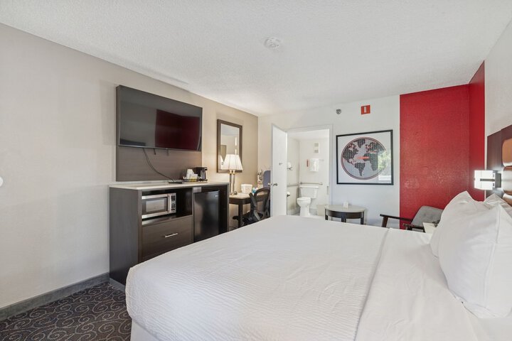 Room 25 of 67