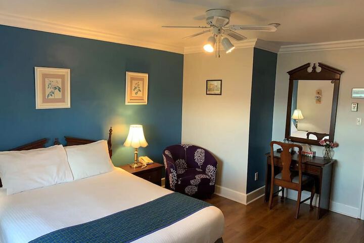 Room 11 of 135