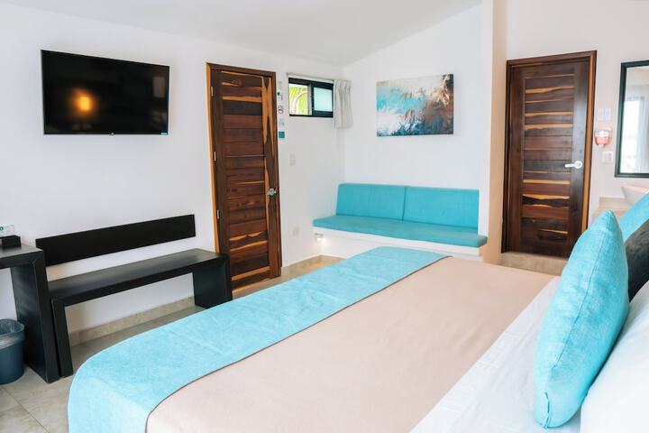 Room 9 of 22