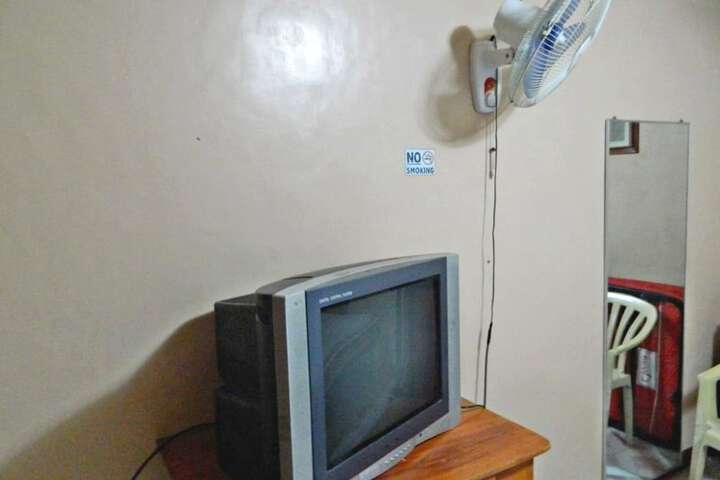 Room 13 of 26