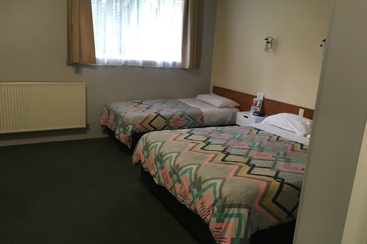 Room 15 of 36