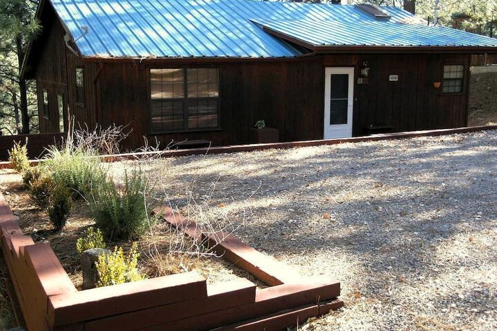 La Luz Lodge Holiday Home in Ruidoso, NM