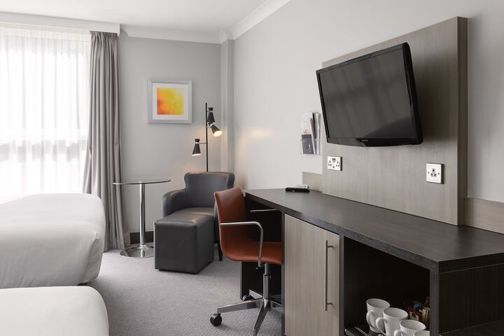 Room 38 of 292