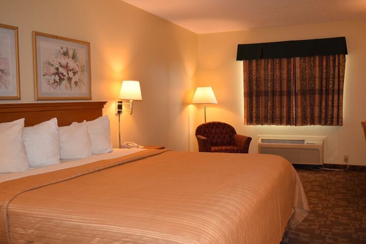 Room 9 of 51