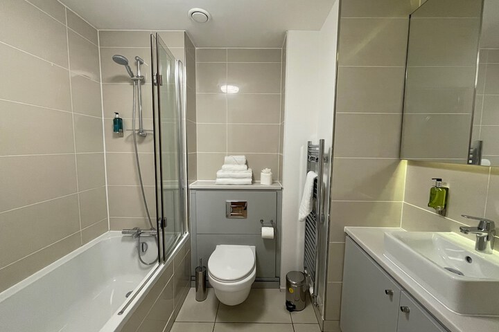 Room 284 of 296
