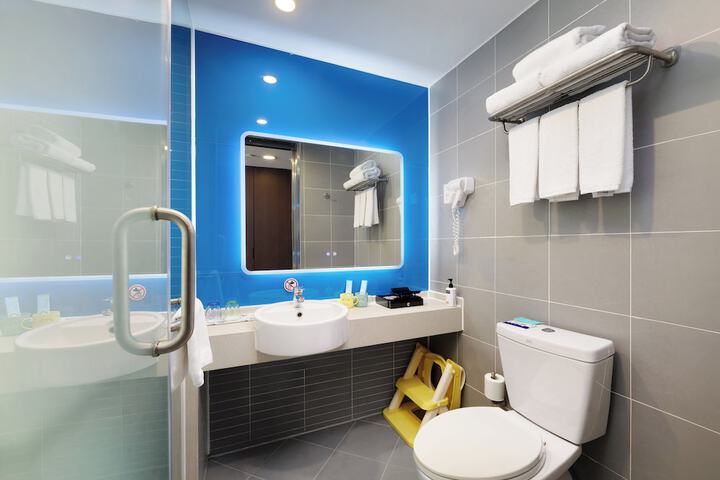 Room 20 of 58
