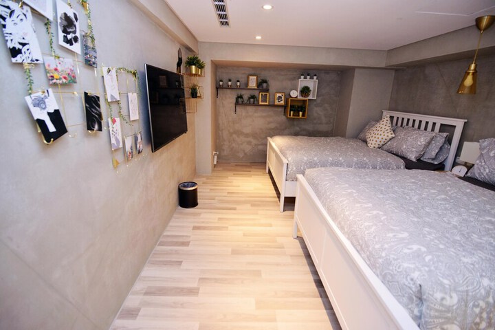 Hotel 256 of 313