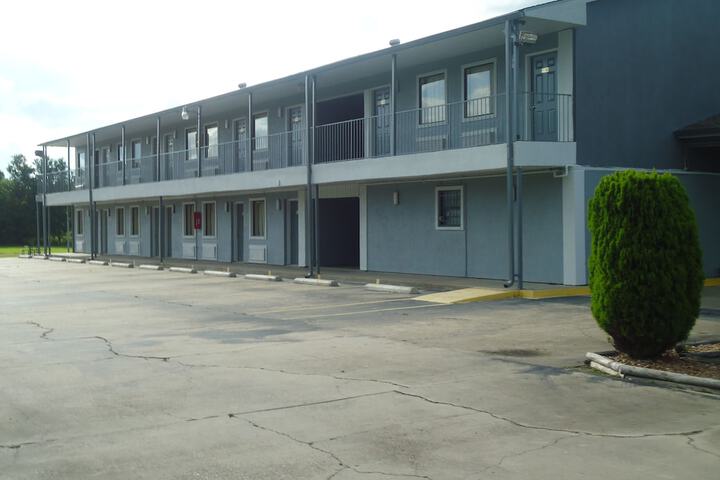 Property Grounds 11 of 13